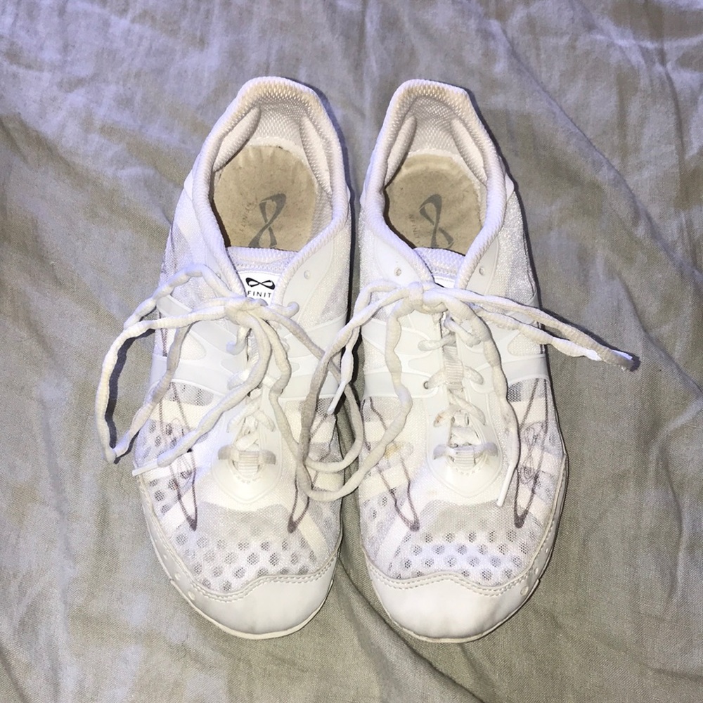 nfinity vengeance cheer shoes